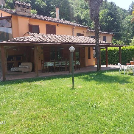 Apartamento Al Lago Nel Verde Piediluco Exterior foto