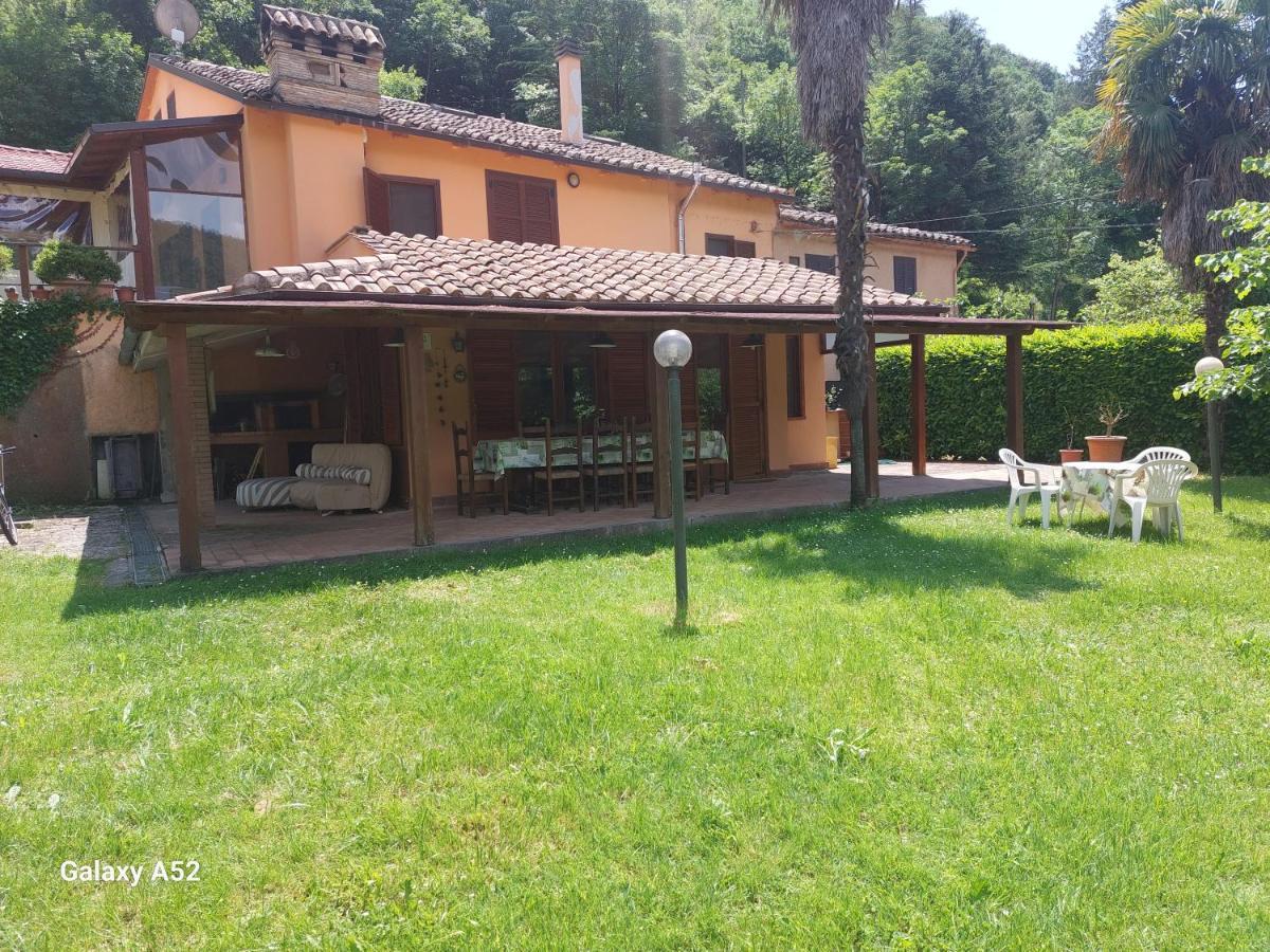 Apartamento Al Lago Nel Verde Piediluco Exterior foto